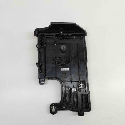 Modul de confort TESLA MODEL 3 2021 OEM: 1567455-02-D,1497850-00-D,1567359-00-B 22281038 foto