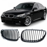 Grila sport fata, crom negru, potrivita pentru BMW Seria 5 E60 E61 2003-2010 Performance AutoTuning