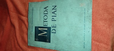 METODA DE PIAN - MARIA CERNOVODEANU - AN 21974 editia - A ll A format 23 x 31 cm 191 pagini foto
