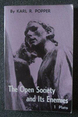 Karl R. Popper - The Open Society and Its Enemies (vol. I: The Spell of Plato) foto