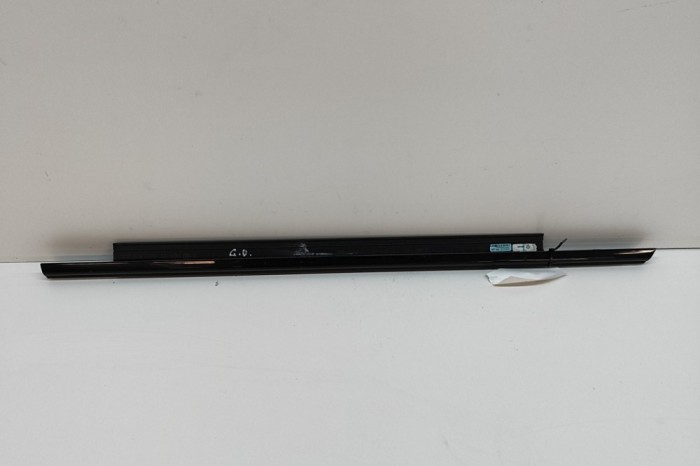 Chedar geam ușă dreapta spate AUDI Q3 8U 2016 OEM: 8U0853763,8U0853764F 21655006