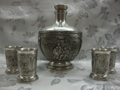 SET / SERVICIU STICLA CU PAHARE PENTRU TARIE DIN ZINC