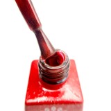 Ojă semipermanentă ochi de pisică Cherry Red Cat Eye Global Fashion, 8ml, 003
