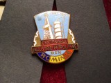 1957Insigna -Centenarul industriei petrolifere