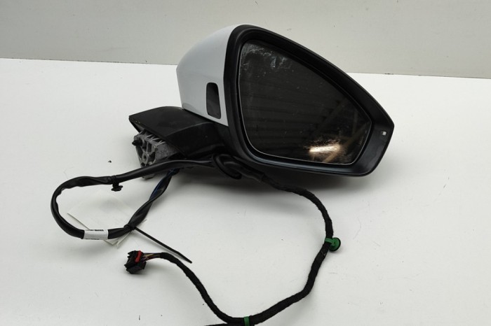 Oglinda laterală dreapta SKODA SKODA ENYAQ iV SUV 5AC, 5AZ 2024 OEM: 5LC857508 30944501