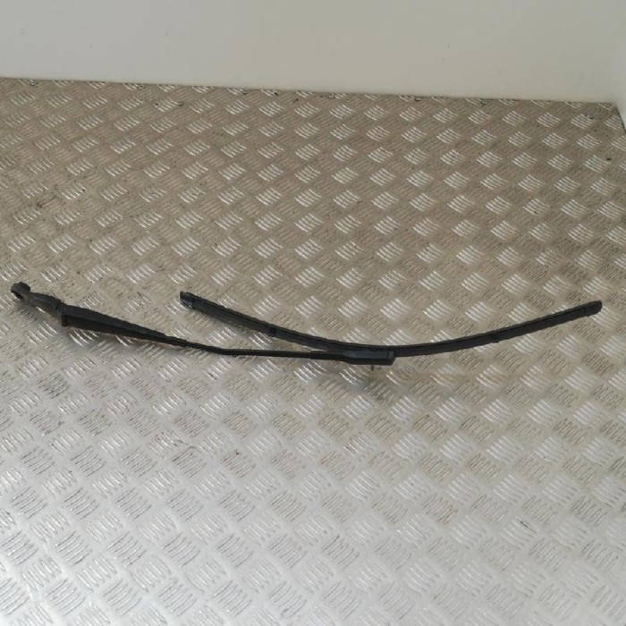 Braț ștergător față AUDI A5 8T3 2011 OEM: 8F1955407 | 2465439