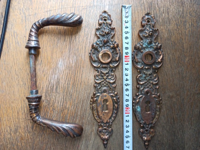 SILDURI SI MANERE BRONZ, PERIOADA INTERBELICA