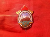 Insigna format mare - Fruntas in Paza contra Incendiilor PCI - Pompieri , h=5cm ,metal si email - cu defecte