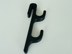 Carlig pentru Cabine de Dus &ndash; Suport Umeras, Accesorii Baie, Model Dublu EXT, Printat 3D din PLA, Negru, 2 Agatatori Exterioare