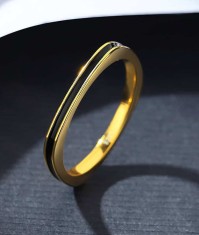 Inel Finut Femei, Argint 925 Placat Aur, Cu Banda Neagra, Stil Minimalist Cod