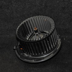 Ventilator aeroterma VW PASSAT B6 3C2 2010 OEM: 3C1820015N 2084641