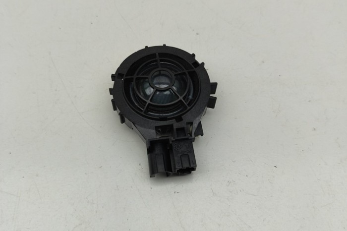 Difuzor ușă dreapta față AUDI A3 8V1, 8VK 2015 OEM: 8V0035399C | 31693219