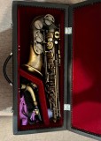 De v&acirc;nzare saxofon