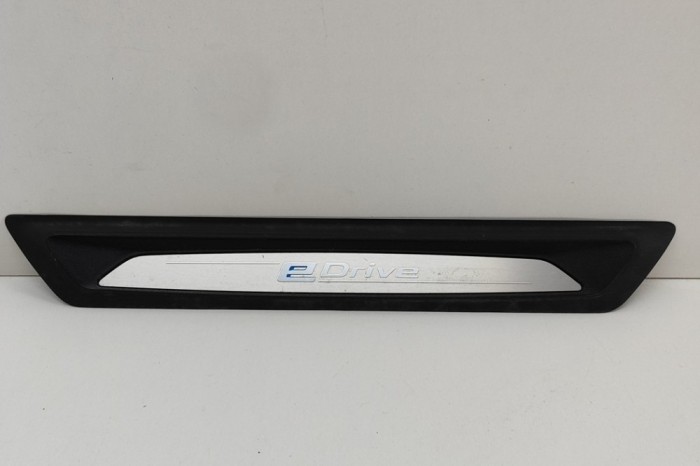 Ornament prag st&acirc;nga față BMW 2 Active Tourer F45 2018 OEM: 7263315,7392739,8051037,7454945 22278868