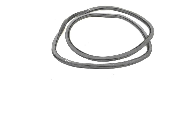 Garnitura ușă st&acirc;nga spate AUDI A4 Avant 8K5, B8 2010 OEM: 8K9833721E