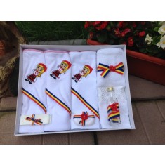Trusou pentru botez fetite - Model traditional (Marime Disponibila: One size)