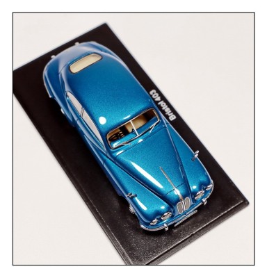 Macheta Bristol 403 1:43 NEO foto