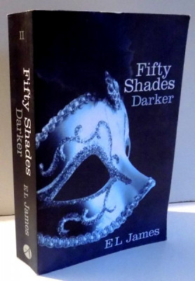 FIFTY SHADES DARKER by EL JAMES , 2012 foto