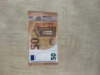 Bancnota 50&amp;euro; foto