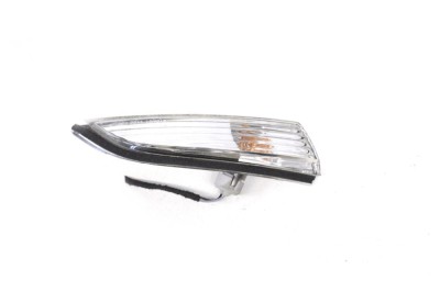 Semnalizare oglinda ușă dreapta față FORD FIESTA VI 2017 OEM: 8A61-13B382-A 15292188 foto