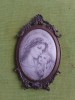 Tablou Inramat Matase Mama si Copilul Stil Baroc 17x10cm Stampa Ovala Decor Perete