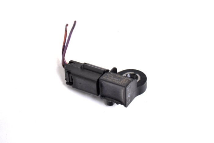 Senzor de impact dreapta spate JAGUAR XF X250 2011 OEM: BJ32-148006-AA 11693860