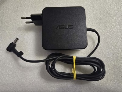 Incarcator laptop Asus 19V 3.42A 65W mufa: 5.5mm x 2.5mm :AD887020 foto