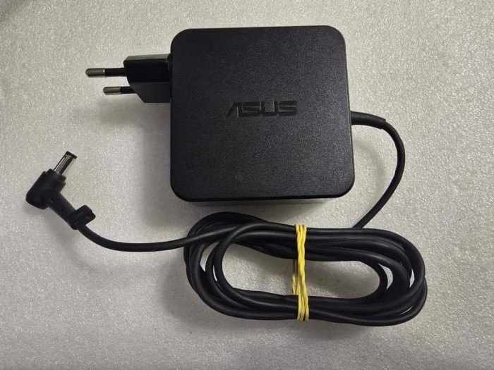 Incarcator laptop Asus 19V 3.42A 65W mufa: 5.5mm x 2.5mm :AD887020
