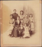 HST P2/85 Poza familie de rom&acirc;ni cu 6 copii