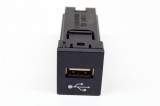 Port USB/AUX-In TOYOTA C-HR _X1_ 2020 OEM: CA-US19E1AE,86190-F4040 15809242