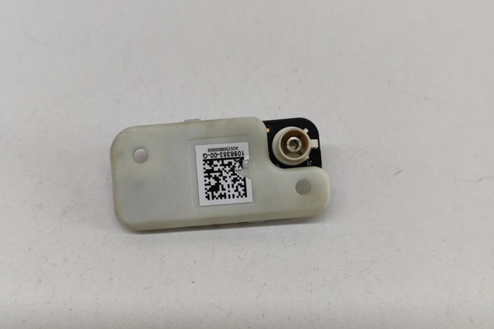 Camera față TESLA MODEL 3 2022 OEM: 1481957-00-B,1098383-00-G 26244978