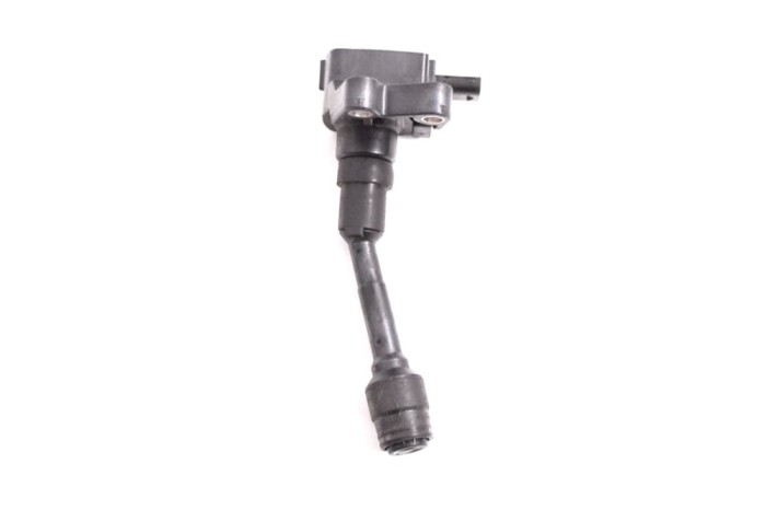 Bobina de inducție de &icirc;naltă tensiune FORD FIESTA VI 2015 OEM: CM5G-12A366-CB 14717989