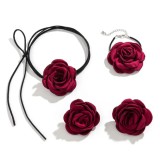 Set Colier si Cercei Elegance Velvet Moderne Flori Rosii Poliester pentru Evenimente