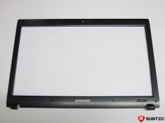 Rama capac LCD Samsung NP-R522 BA-75-02170A foto