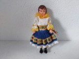 Papusa vintage slovaca / Cehoslovacia, Lidova Tvorba, anii 80, 11cm