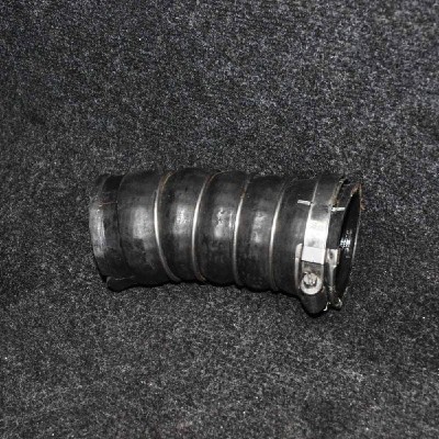 Furtun intercooler dreapta AUDI A6 Avant 4F5, C6 2008 OEM: 07L145746C 2247545 foto
