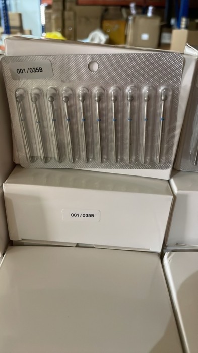 Bit de diamant pentru cuticule, formă de sferă, br&acirc;u albastru 001/035B