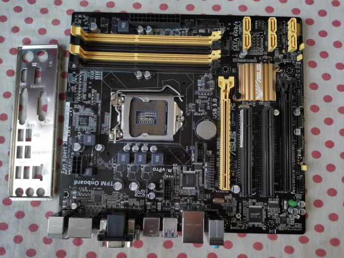 Placa de baza Asus ASUS Q87M-E socket 1150.