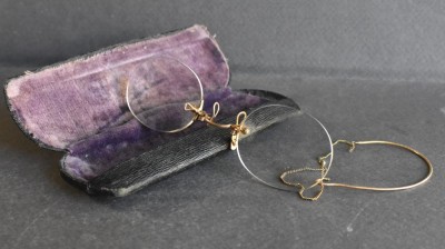 Pince-nez cu lant / ochelari de epoca in etui original - Browns South Lambeth - secol XIX foto