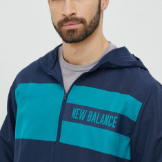 New Balance geaca barbati, culoarea albastru marin, de tranzitie