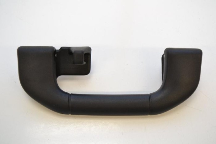 M&acirc;ner plafon st&acirc;nga spate MERCEDES-BENZ E W212 2011 OEM: A2048100151 1726427