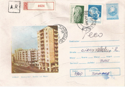 Romania, Vaslui,Bulevardul &amp;quot;Stefan cel Mare&amp;quot;, circulatie loco, 1986 foto