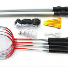 Set badminton joc dublu, compus din 4 rachete, fileu si 2 fluturasi, 8 piese, Multicolor