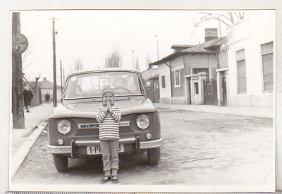 bnk foto Dacia 1100 pe o strada in Barcanesti , Prahova , 1969 foto