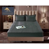 Cumpara ieftin Topper Saltea/Husa de pat matlasata si 2 fete de perne din catifea, cu elastic, model tip topper 180x200 - JO830