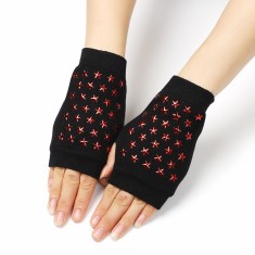 GL63A-115 Manusi scurte fara degete, accesorizate cu nituri