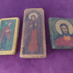 3 Icoane/iconite vintage pictate pe lemn,pozele reflecta realitatea