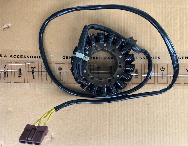 Aprilia RSV1000 RR 2004 - Stator generator