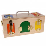 Casuta lemn cu Incuietori Montessori Incuie si Descuie Locks Box - CX-9098