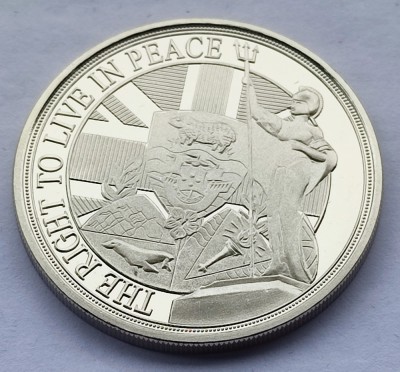 422. Moneda Gibraltar 1/2 crown 2022 (The Right to Live in Peace) foto